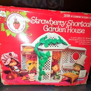 Original Strawberry shortcake 🍰 garden tea house